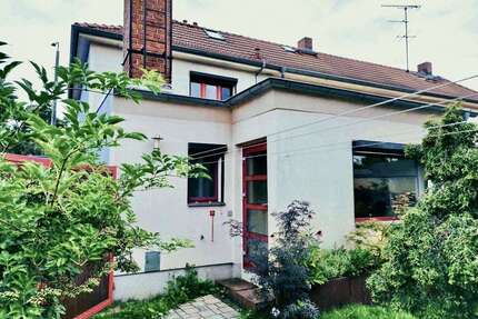 Haus zum Kaufen in Luckenwalde 350.000,00 € 103.86 m²