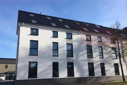3-Zimmerwohnung mit Balkon - 1.000,00&nbsp;EUR Kaltmiete, ca.&nbsp; 90,00&nbsp;m&sup2; in Magdeburg (PLZ: 39130) Alt Olvenstedt