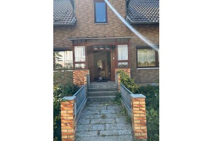 Haus zu verkaufen - 110.000,00&nbsp;EUR Kaufpreis, ca.&nbsp; 150,00&nbsp;m&sup2; in Katlenburg-Lindau (PLZ: 37191)