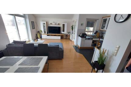 Sehr schöne 3-Zi. Dachgeschosswhg. (80 m ²) komfortable Ausstattg - Schlüchtern