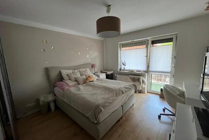 WG-ZIMMER 18qm 673€ warm - 673,00&nbsp;EUR Kaltmiete, ca.&nbsp; 83,00&nbsp;m&sup2; in Köln (PLZ: 50859) Lindenthal