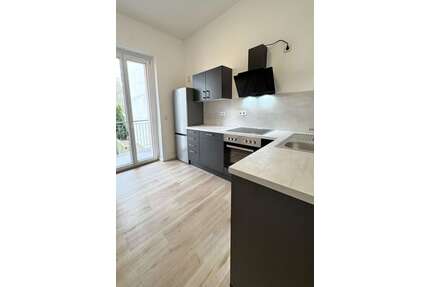 Wohnung zum Mieten in Magdeburg 1.049,00 € 90 m²