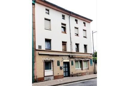 Es wird verkauft 320 m² - 395.000,00&nbsp;EUR Kaufpreis, ca.&nbsp; 320,00&nbsp;m&sup2; in Neuwied (PLZ: 56564)
