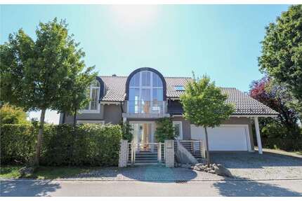 Haus zum Kaufen in Forstinning 1.890.000,00 € 302 m²