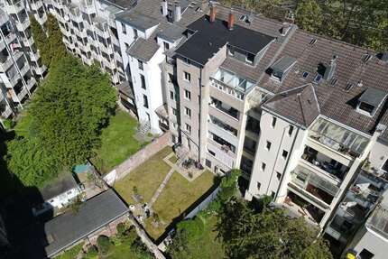 Haus zum Kaufen in Düsseldorf 1.900.000,00 € 632 m²