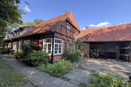 Haus zum Kaufen in Steimbke 225.000,00 € 322 m²