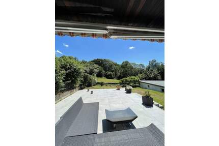 Reiheneckhaus mit unbebauten Blick ins grüne (Idyllisch) - Ostfildern Scharnhausen