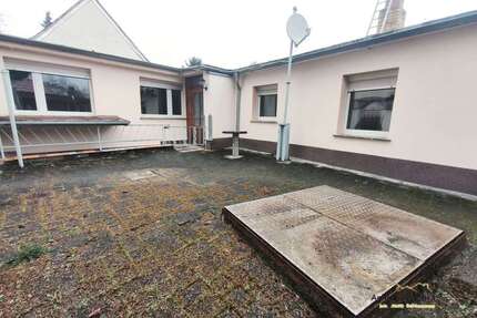 Haus zum Kaufen in Sandersdorf-Brehna 50.000,00 € 58.75 m²