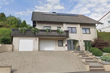 Gepflegtes Haus aus 1. Hand – 3 Bäder, PV+Speicher - Duderstadt