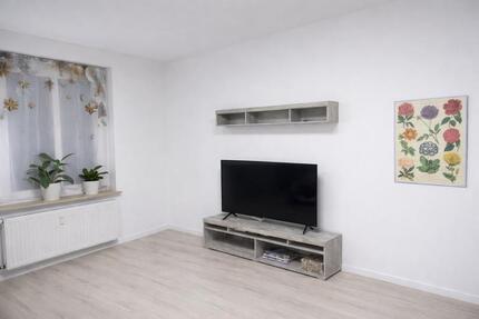 Neu renovierte 5-Zimmerwohnung mit Balkon zu vermieten - Zeitz