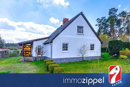 Natur pur in der Uckermark: Charmantes Landhaus-EFH mit Garten, Kaminofen & Garage - Milmersdorf