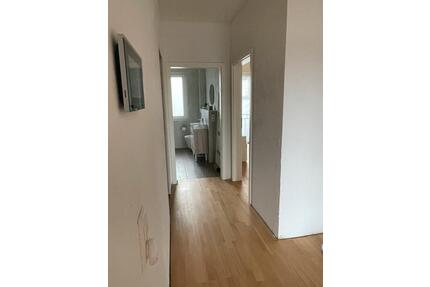 Moderne helle 2-Zimmer-Dachwohnung (68 m²) - Gaildorf