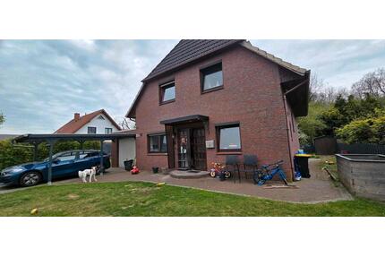 Einfamilienhaus in 2. Reihe - 299.000,00&nbsp;EUR Kaufpreis, ca.&nbsp; 123,00&nbsp;m&sup2; in Bremen (PLZ: 28777) Blumenthal