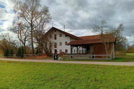 Bauernhaus - 1.400,00&nbsp;EUR Kaltmiete, ca.&nbsp; 169,00&nbsp;m&sup2; in Emmering (PLZ: 83550)