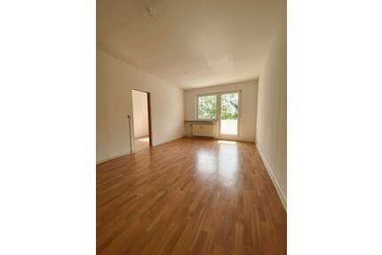 Wohnung zum Mieten in Gera 290,00 € 54.08 m²