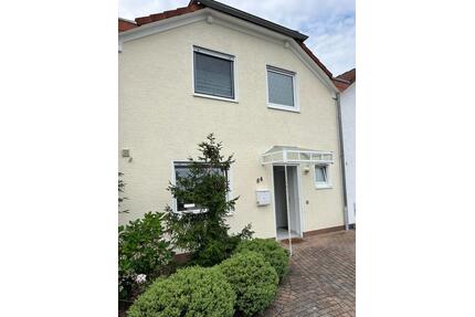 Reihenhaus - KEINE Erbpacht - mit Stellplatz+ Garage - Bönen
