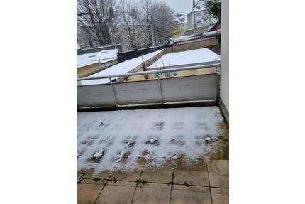 Schöne 2-Zimmerwohung mit großem Balkon - Essen Huttrop