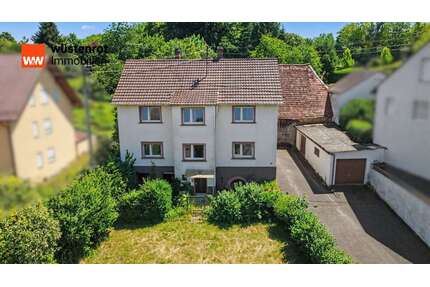 Haus zum Kaufen in Karlsbad Auerbach 349.000,00 € 200 m² - Karlsbad / Auerbach