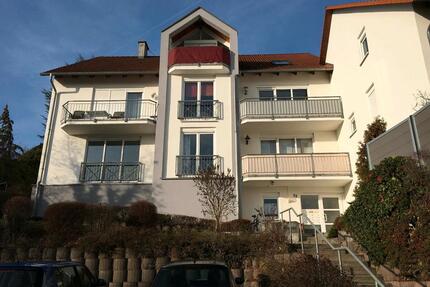 Stadtnah und doch im Grünen – Ruhige Dachgeschosswohnung - Würzburg Dürrbachau