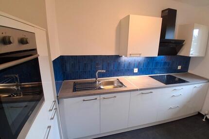 Helle 2-Zim.-Wohnung mit EBK und Balkon in 64347 Griesheim