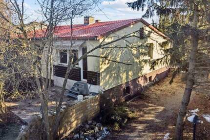 KENSINGTON - Exklusiv - Vollunterkellerte Doppelhaushälfte mit Potenzial zentral in Nauen