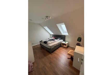 Dachgeschosswohnung in Büren Ahden zu vermieten - Lippstadt Overhagen