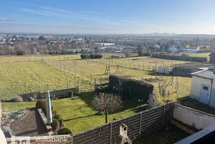 Bornheim-Roisdorf: 3-Zimmerwohnung in ruhiger Lage mit herrlichem Ausblick