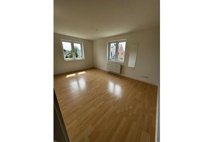 Wohnung zu Vermieten - 1.800,00&nbsp;EUR Kaltmiete, ca.&nbsp; 158,00&nbsp;m&sup2; in Börnsen (PLZ: 21039)