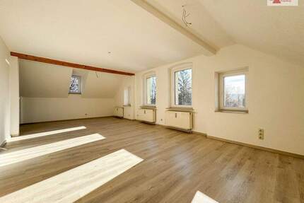 Wohnen im Grünen - 3-Raum-Wohnung mit Garage in Schneeberg