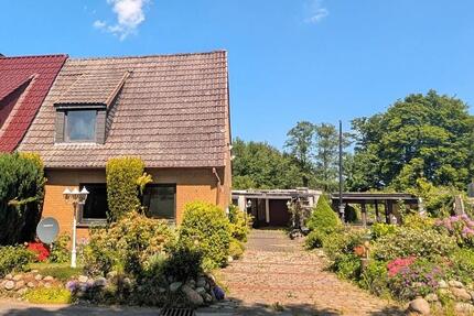 Doppelhaushälfte (DHH) Nahe Neumünster mit großem Garten - Bornhöved