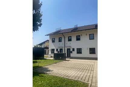 Haus zum Kaufen in Freilassing 535.000,00 € 125.35 m²