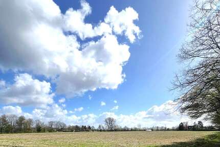 Grundstück in Korschenbroich 380.000,00 € 25440 m²