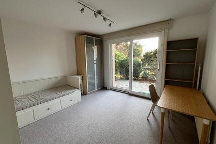 Große helle WG Zimmer mit Terrasse in der Nähe von FU - Berlin Steglitz-Zehlendorf