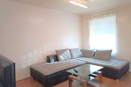 Krefeld-DießemLehmheide, Martinstraße 31 - 2-Zimmer-Wohnung Nähe FH Niederrhein für max. 2 Personen ab Juli zu mieten !!