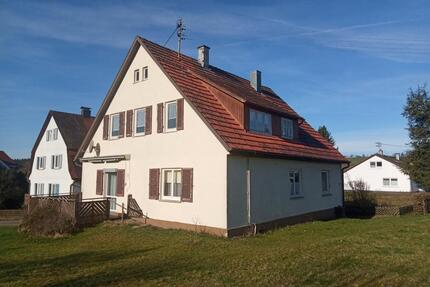 Freistehendes Einfamilienhaus in ruhiger Lage Bauplatz möglich - Gschwend