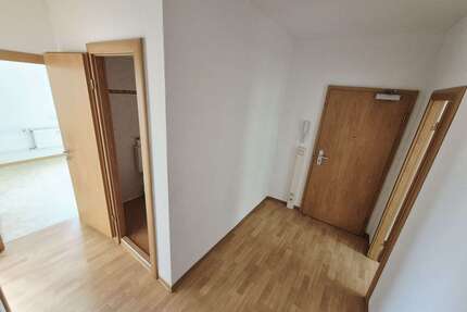 Wohnung zum Mieten in Grimma 380,00 € 61.29 m²