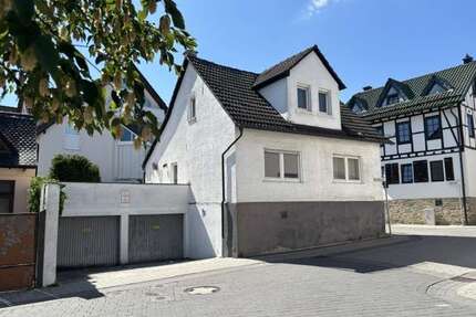 Haus zum Kaufen in Kelkheim 350.000,00 € 104 m²