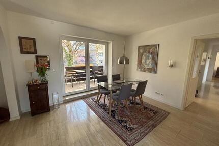 Wunderschöne lichtdurchflutete 4-ZiWhg mit separatem Apartment - Straubing