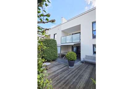 Haus zum Kaufen in Gersthofen 750.000,00 € 154.85 m²