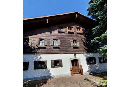 Haus zum Kaufen in Haidmühle 749.000,00 € 503 m²