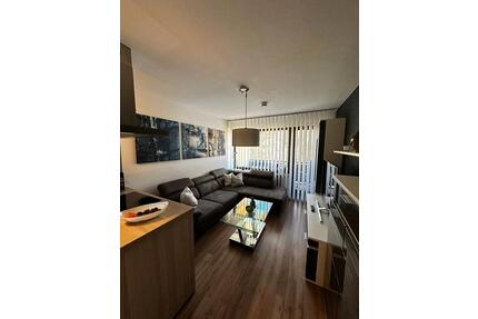 Von Privat: 1-Zimmer Wohnung Apartment München Pasing mit Balkon