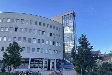 Wohnung zum Kaufen in Nürnberg 125.000,00 € 31 m²