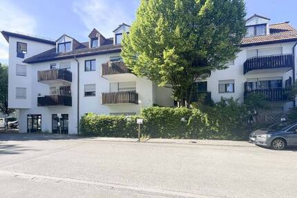 Charmante 2-Zimmer-Wohnung mit Balkon und Freistellplatz, gut vermietet - Oberschleißheim