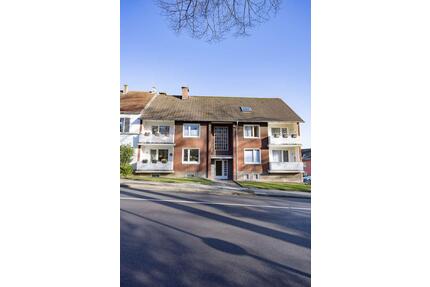 Kompakt, ruhig, zentral – 2-Zimmer-Dachgeschosswohnung mit optimalen Grundriss - Heiligenhaus