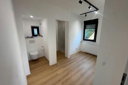 2,5 Zimmer Wohnung Erstbezug mit Garten und Balkon - Hersbruck