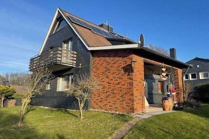 Wunderschönes, freistehendes Einfamilienhaus auf über 1000 m² Grundstück - Familientraum - Haan