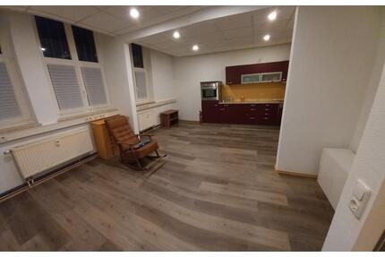 ruh. loftähnlich 2R Whg, EBK, Internet, Freisitz Mitbenutzung - Chemnitz Altendorf