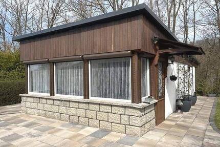 Erholungsbungalow am Schwimmbad von Bad Bibra