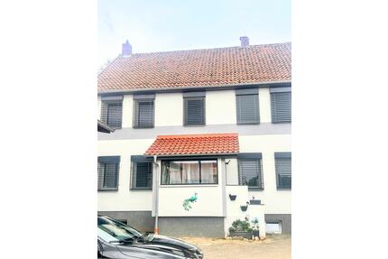 Haus zu verkaufen - 520.000,00&nbsp;EUR Kaufpreis, ca.&nbsp; 2,00&nbsp;m&sup2; in Edemissen (PLZ: 31234)