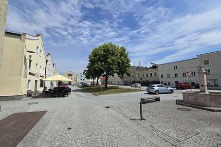 Haus zum Kaufen in Tüßling 150.000,00 € 140 m²